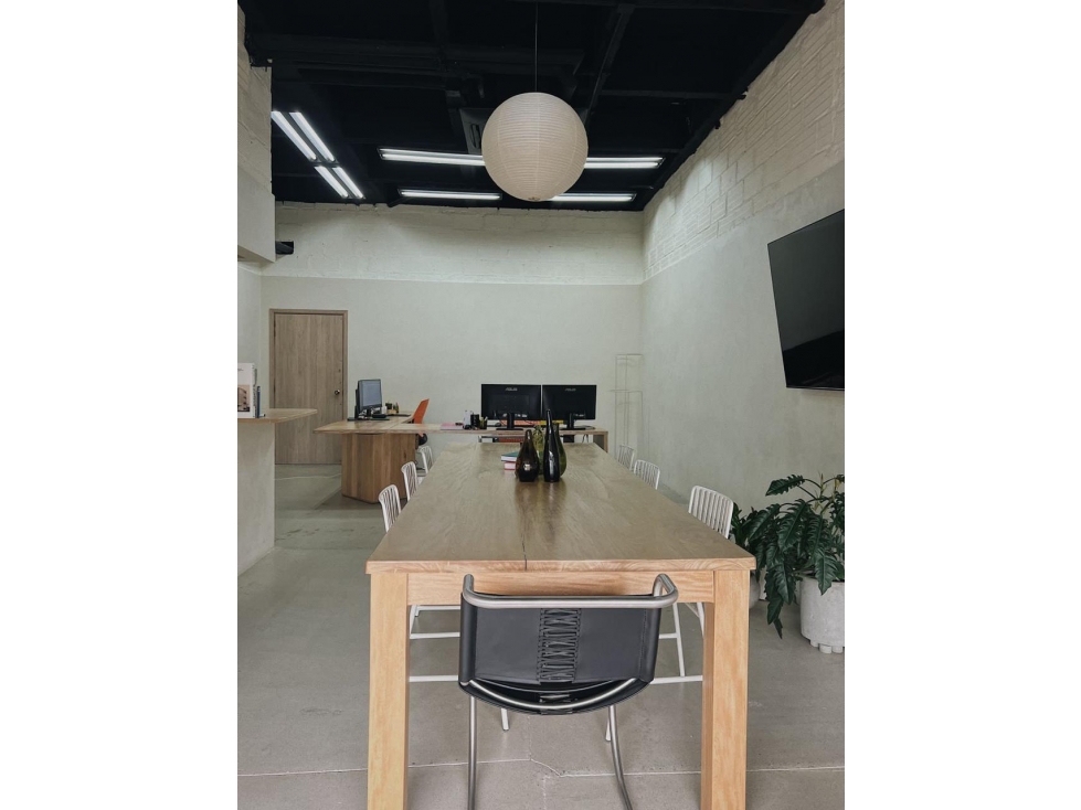 OFICINAS PARA LA VENTA EN EL POBLADO — foto 3