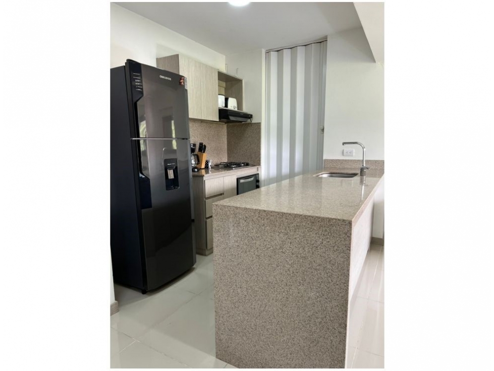 APARTAMENTO EN VENTA EN SABANETA CIUDADELA DEL MONTE AZUL — foto 5
