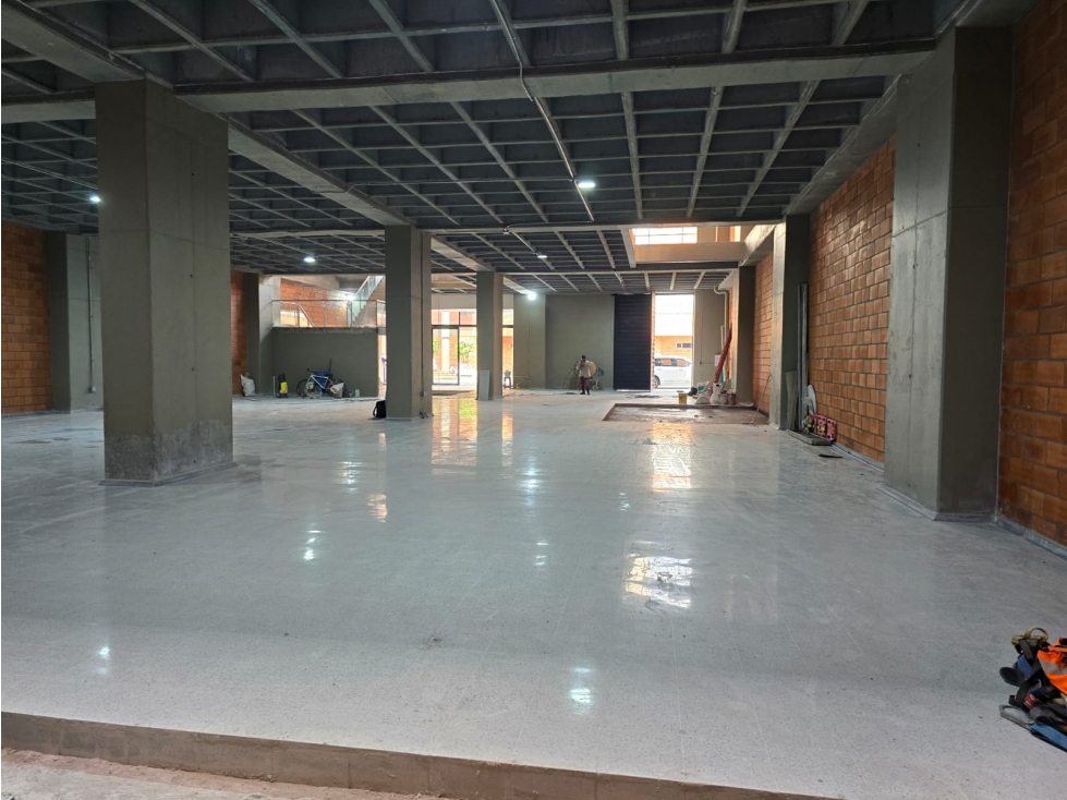 SE ARRIENDA BODEGA EN LA CANDELARIA MEDELLIN
