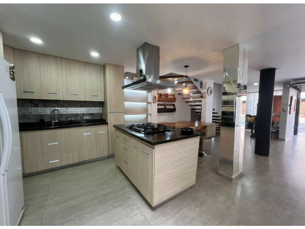 Casa con terraza en venta en Rionegro sector UCO