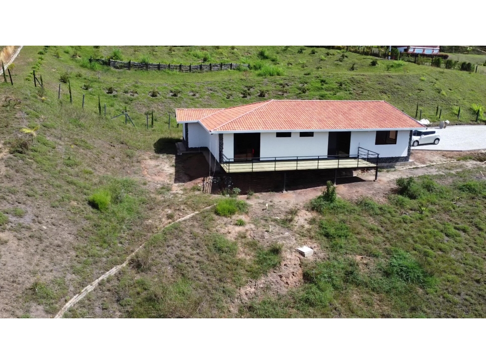 Venta de Finca en Guarne, Antioquia - 1