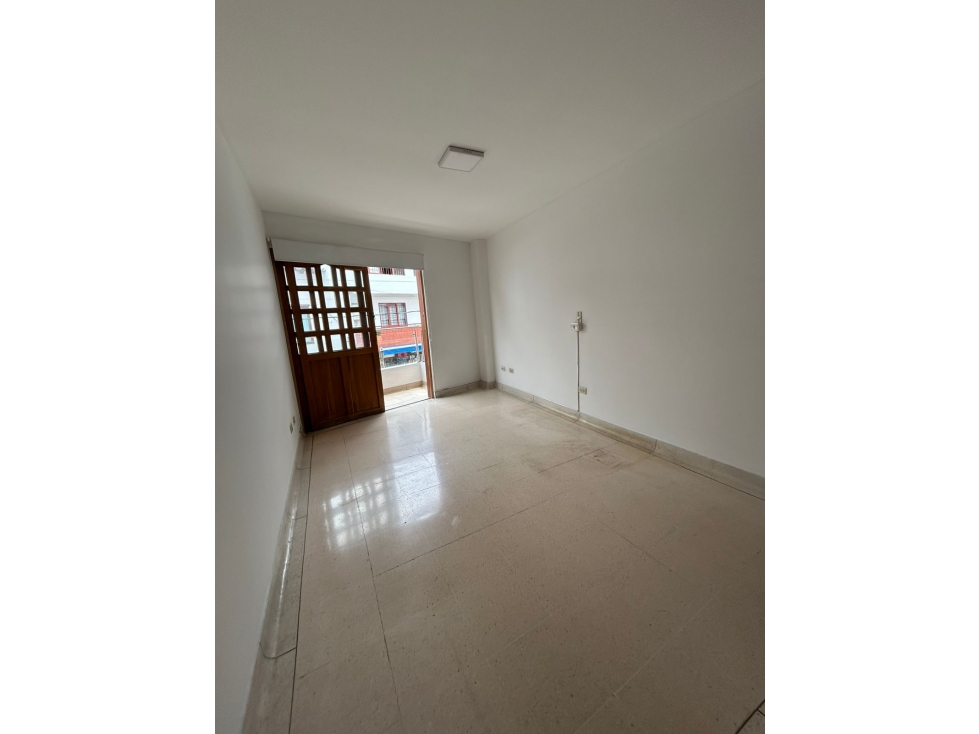 Arriendo Local Comercial en Rionegro - 4