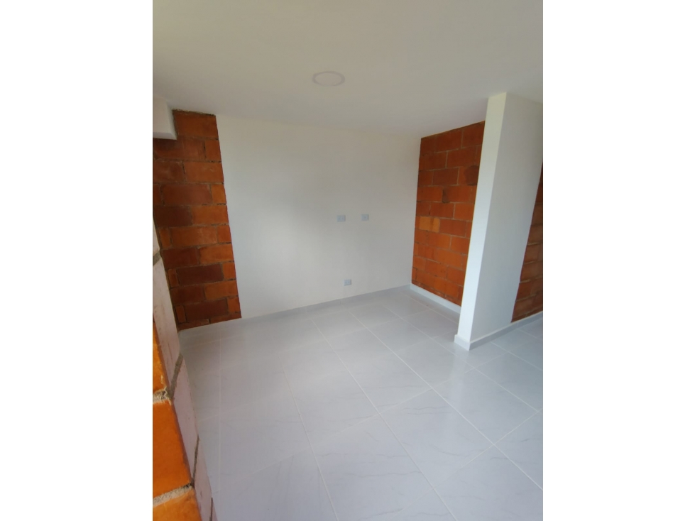 Arriendo Casa en El Carmen de Viboral. Antioquia - 4