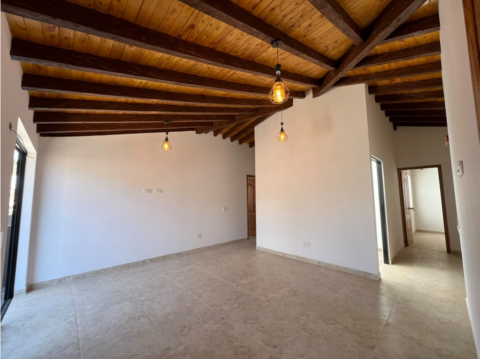 Casa esquinera en venta en El Carmen de Viboral — foto 4