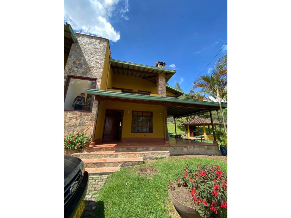 Arriendo finca en Rionegro