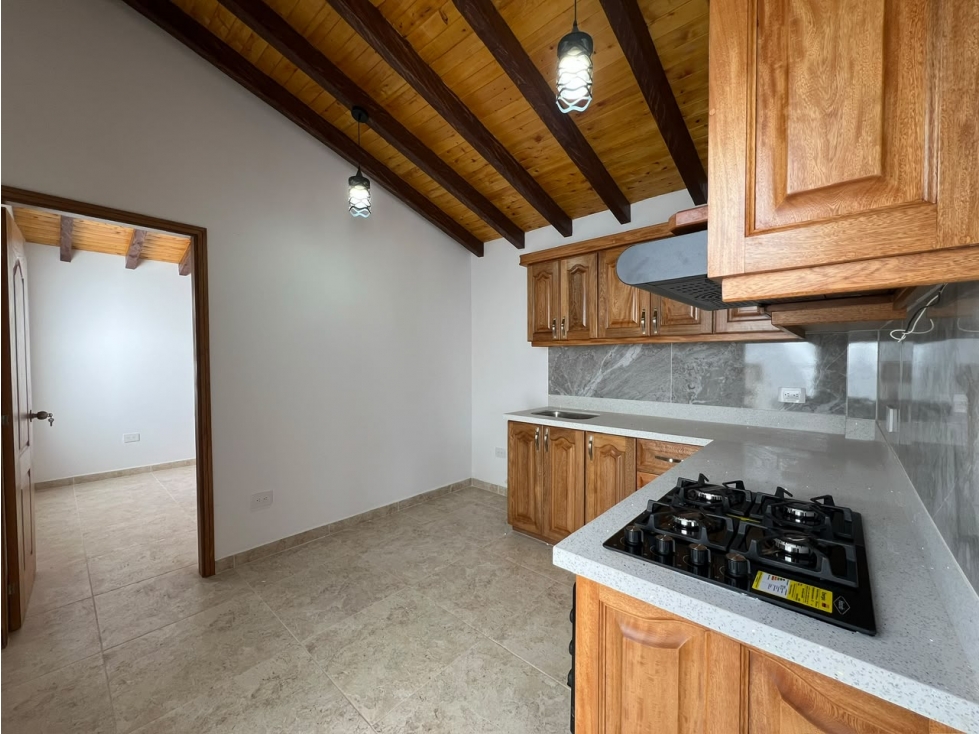 Casa esquinera en venta en El Carmen de Viboral — foto 2