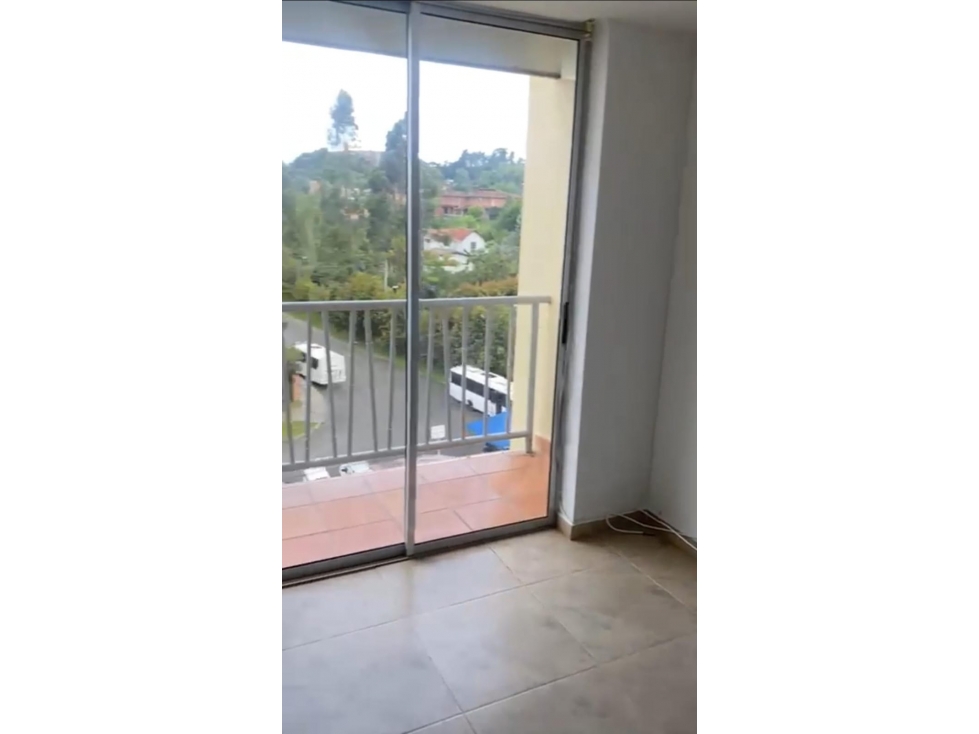Venta de Apartamento en Marinilla, Antioquia - 1