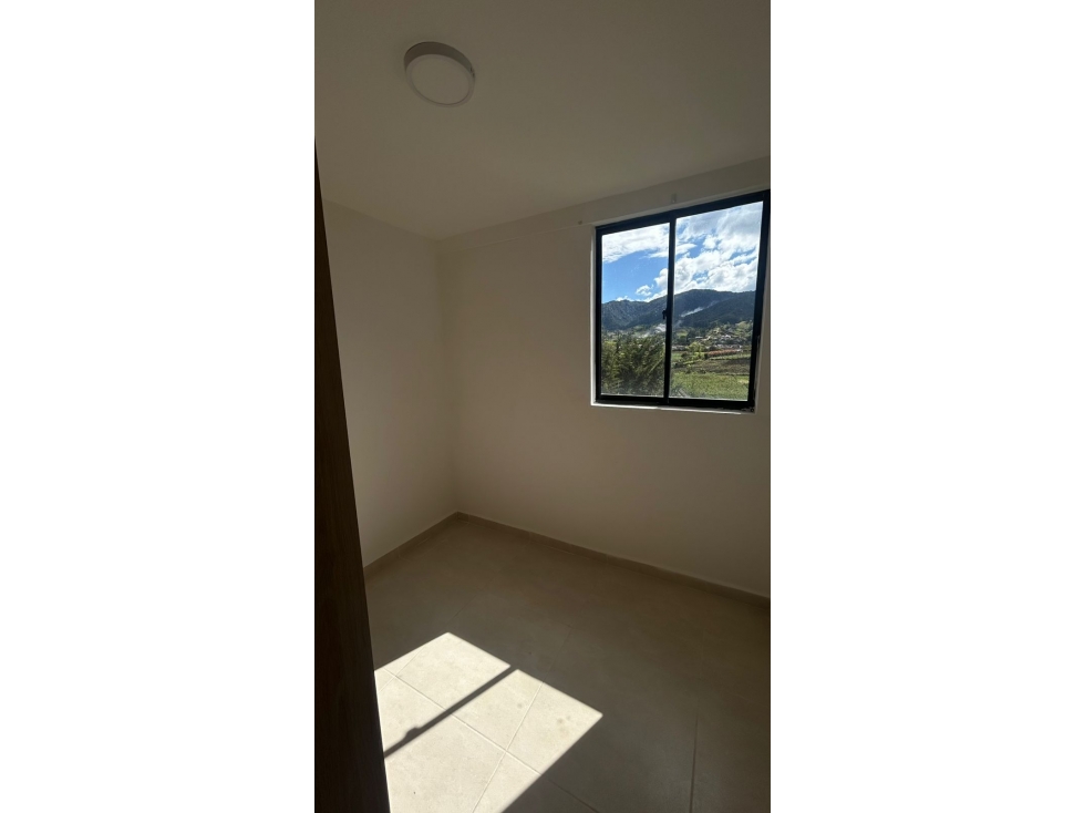 Arriendo Apartamento en El Carmen de Viboral — foto 4