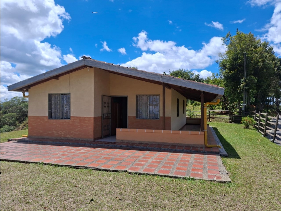 Casa campestre en Rionegro sector Mampuesto