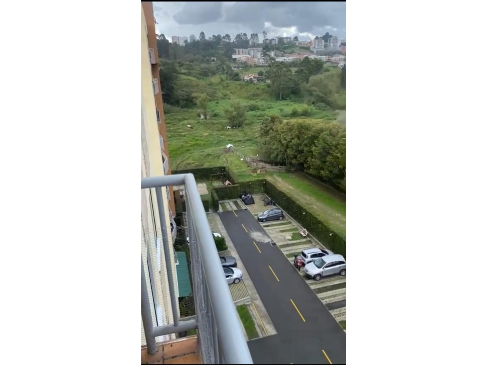 Venta de Apartamento en Marinilla, Antioquia - 2