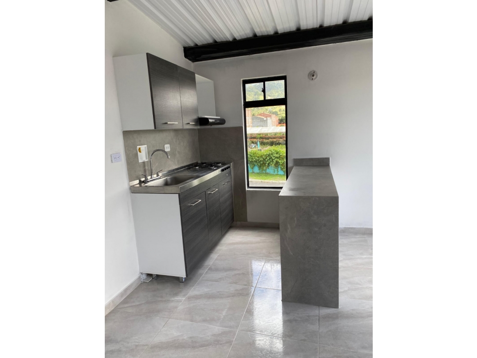 Casa esquinera en venta en El Carmen de viboral — foto 3