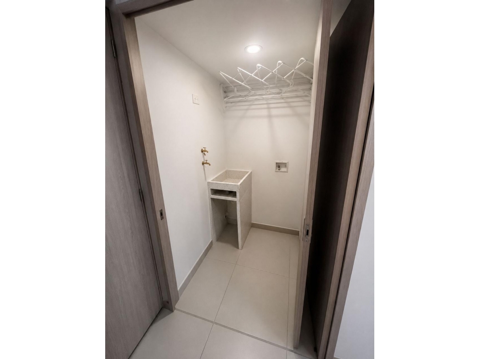 Apartamento en venta en Marinilla sector Alcaravanes — foto 4