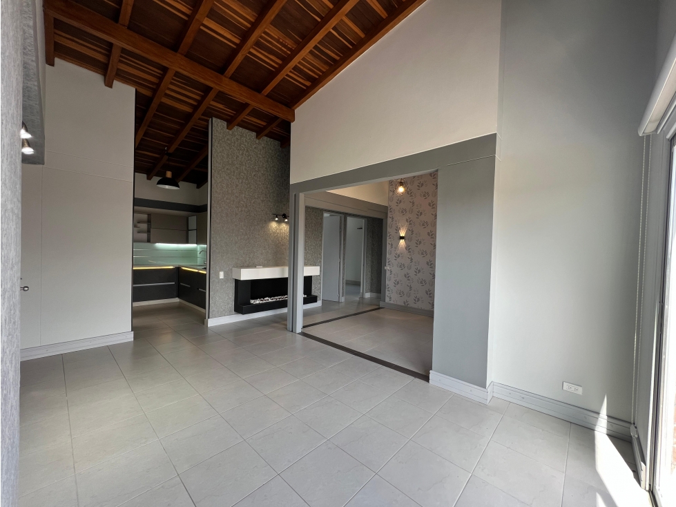 Apartamento en San antonio de Pereira con 72m2 y techo doble altura — foto 3