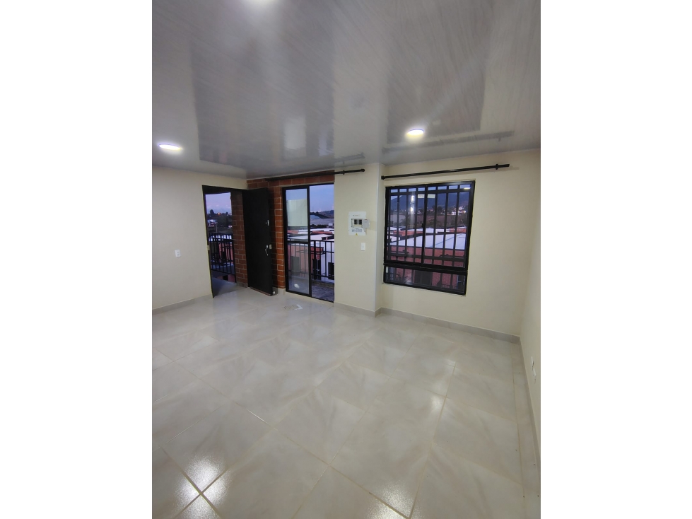 Arriendo Casa en El Carmen de Viboral - 2