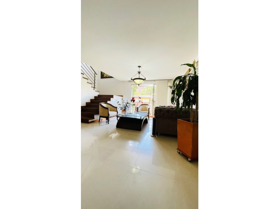 Casa en Venta, Envigado, sector cumbres — foto 2