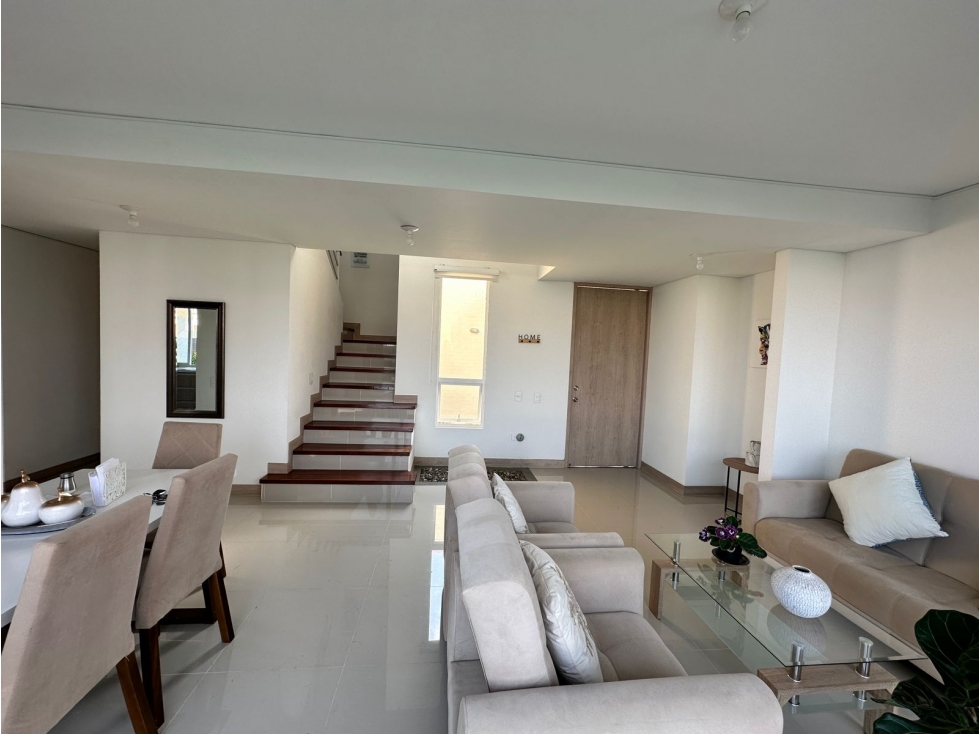 VENTA DE CASA EN EL PROYECTO EL CASTILLO - 2