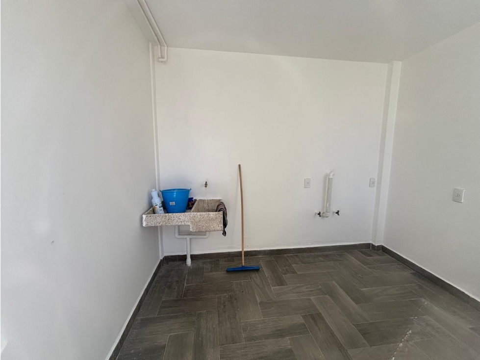 CASA EN VENTA TOLUCA CERCA DE AV PACIFICO - 6