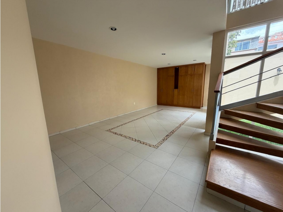 CASA EN RENTA EN TOLUCA - 2