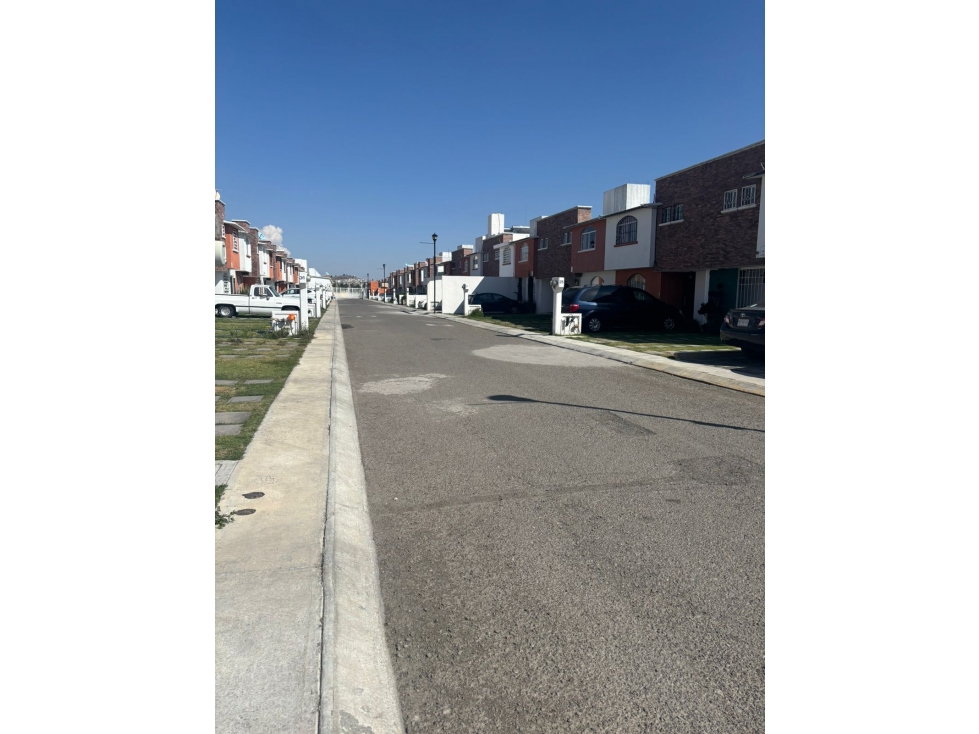 CASA EN VENTA EN ZINACANTEPEC, ESTADO DE MÉXICO — foto 2