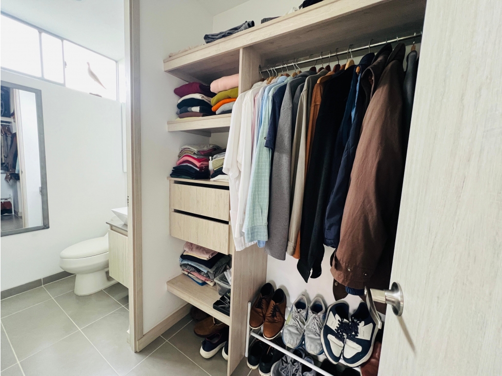 APTO A LA VENTA EN LOMA DEL ESCOBERO PARTE BAJA ENVIGADO — foto 6