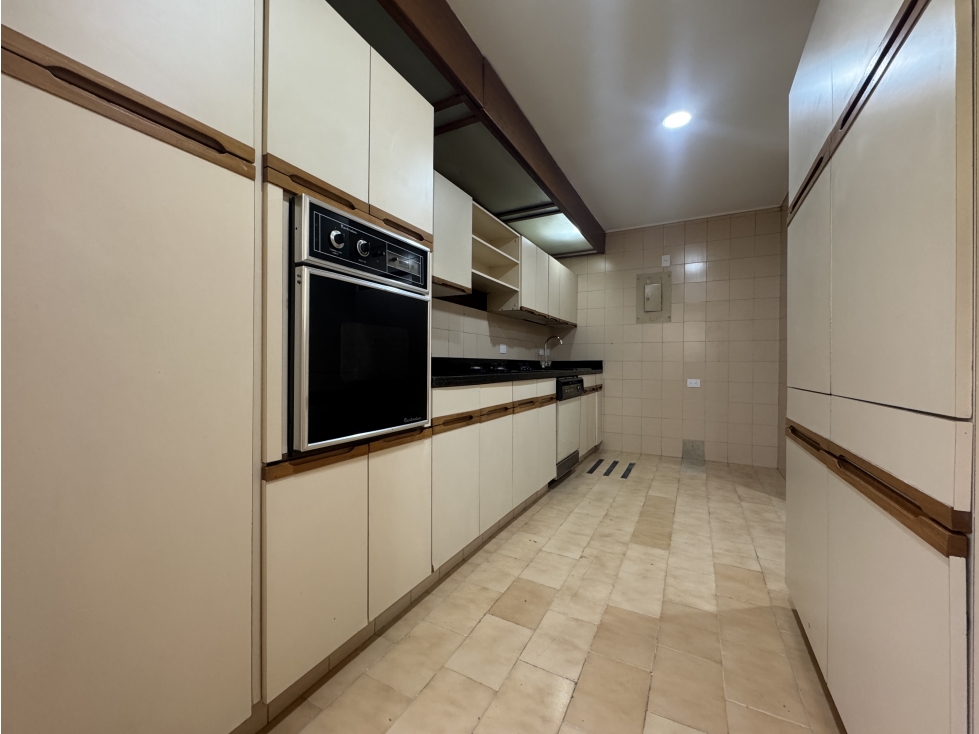 Amplio apto perfecto para remodelar a la venta -en Zuñiga — foto 6