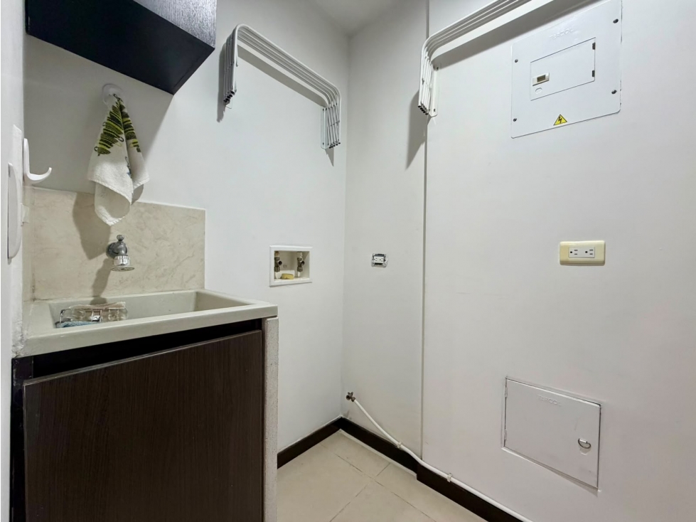 Hermosos apartamento- en renta Altos del Poblado. — foto 3