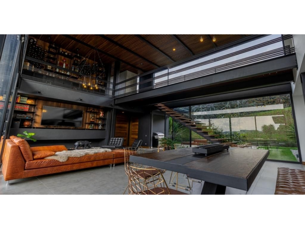 EXCLUSIVA CASA EN VENTA EN ALTO DE LAS PALMAS ACABADOS DE LUJO — foto 3