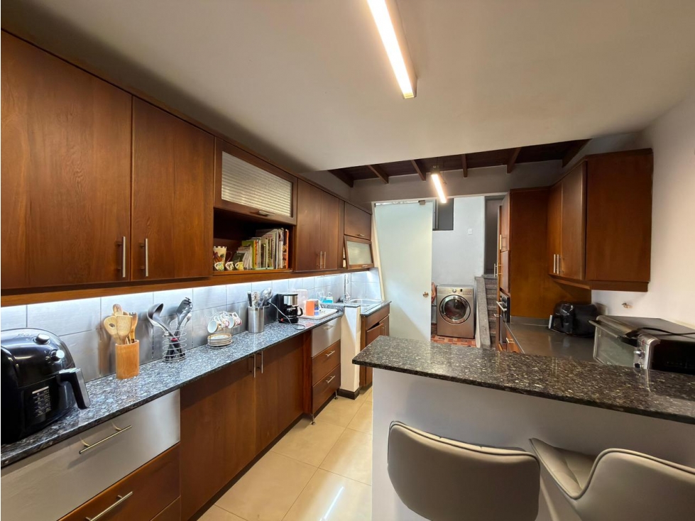 CASA EN VENTA EN EL POBLADO. — foto 6