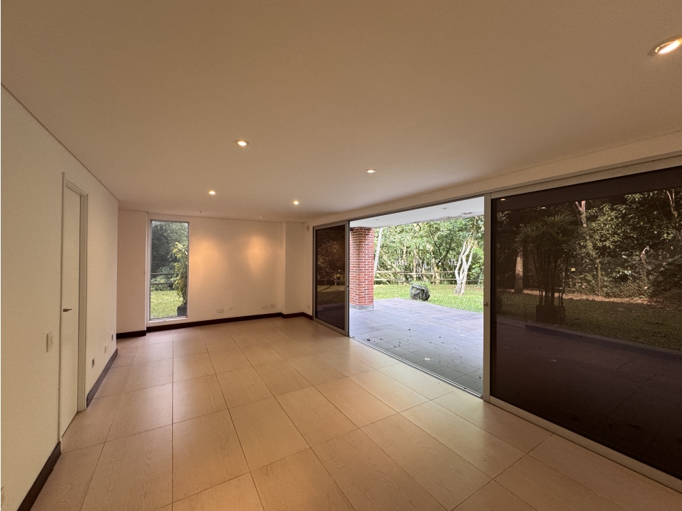 EXCLUSIVA CASA CAMPESTRE CON JARDÍN -CERCA DEL MALL SAN LUCAS — foto 5