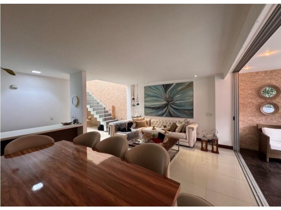 VENTA DE CASA DE 2 NIVELES EN ENVIGADO SECTOR EL ATRAVESADO — foto 4