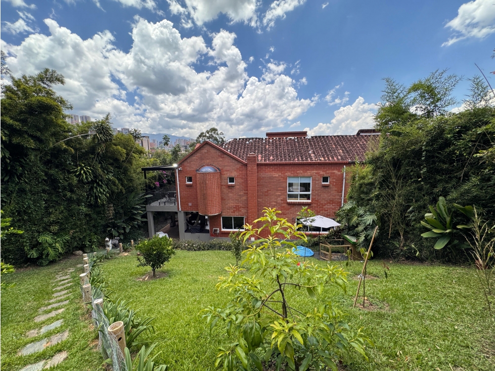 EXCLUSIVA CASA EN -SECTOR PADRE MARIANITO A LA VENTA — foto 5
