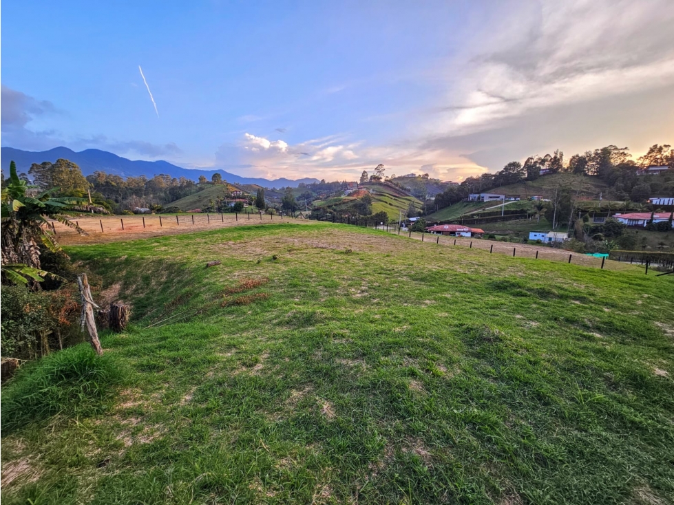 VENTA DE LOTE EN VALORIZACIÓN- EN A CEJA. VEREDA QUIRAMA. — foto 2