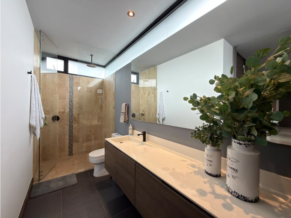APARTAMENTO EN VENTA EN EL POBLADO SECTOR SAN LUCAS — foto 2