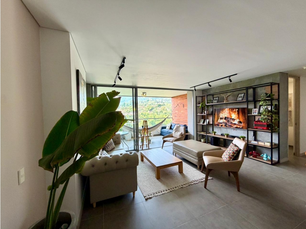 AMPLIO APTO EN ENVIGADO- LOMA DEL ESCOBERO A LA VENTA. — foto 3