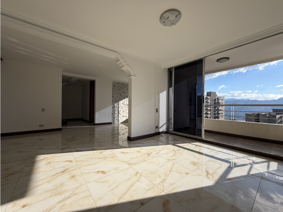 VENTA DE DÚPLEX ALTOS -DEL POBLADO