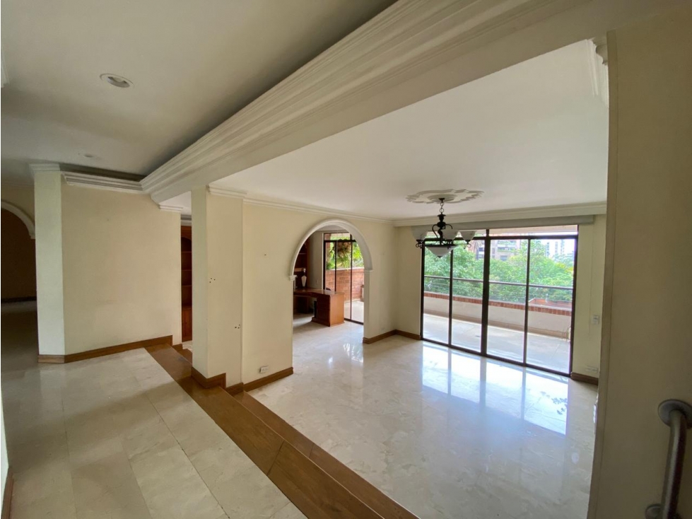 VENTA DE APARTAMENTO- EN EL POBLADO CASTROPOL — foto 2