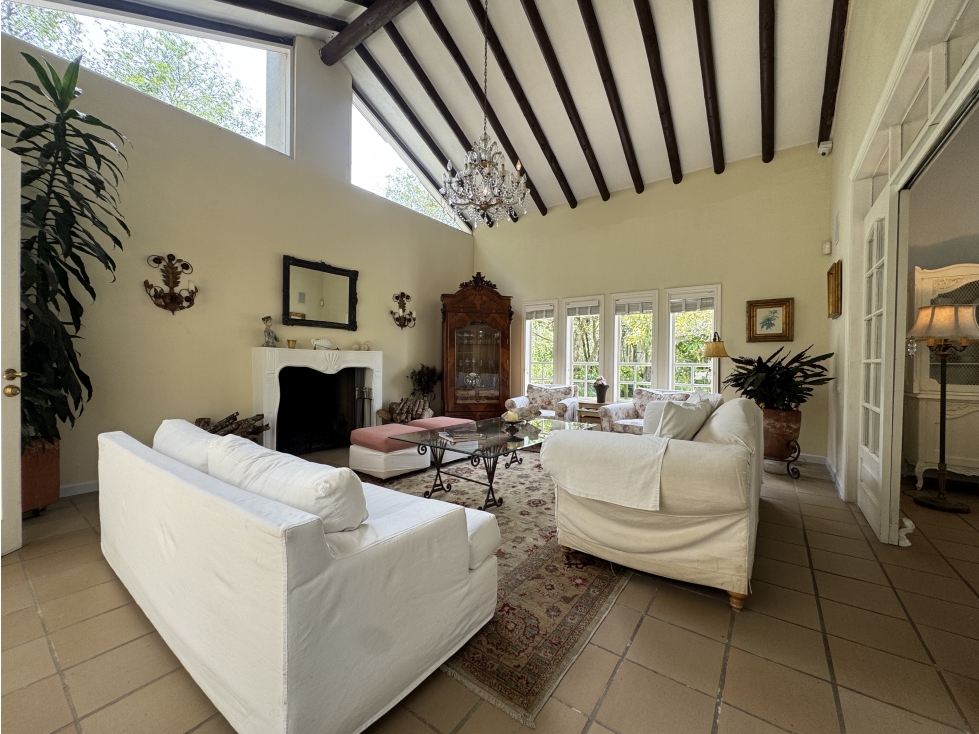 Amplia Finca con casa de mayordomo y huéspedes Rionegro a la venta. — foto 2