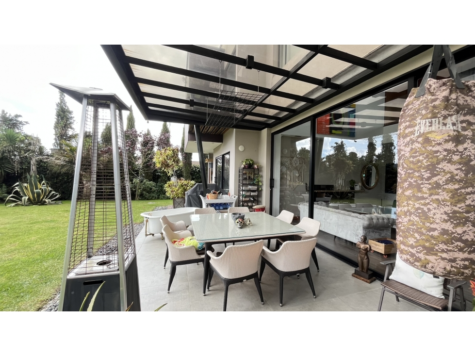 EXCLUSIVA CASA EN VENTA ALTO- DE LAS PALMAS