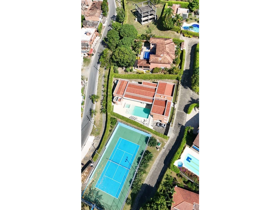 CASA DE LUJO EN SAN JERONIMO- DISPONIBLE PARA VENTA. — foto 5