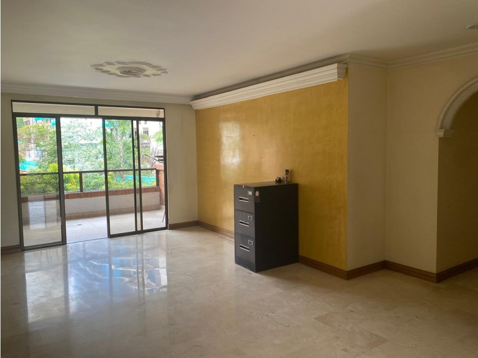 VENTA DE APARTAMENTO- EN EL POBLADO CASTROPOL — foto 4