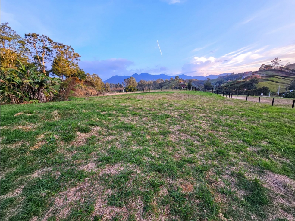 VENTA DE LOTE EN VALORIZACIÓN- EN A CEJA. VEREDA QUIRAMA. — foto 4