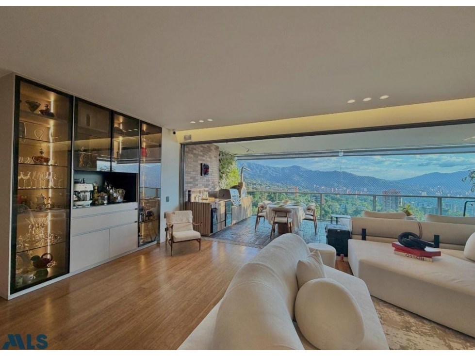 VENTA DE APARTAMENTO DE LUJO EN- LOS BALSOS — foto 4
