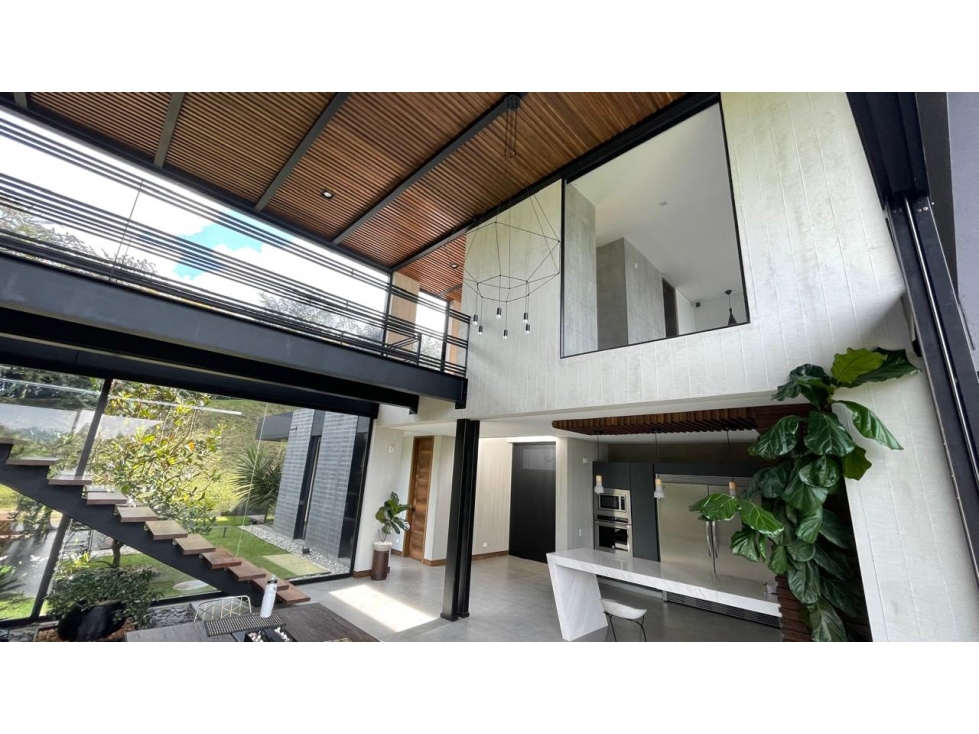 EXCLUSIVA CASA EN VENTA EN ALTO DE LAS PALMAS ACABADOS DE LUJO — foto 5