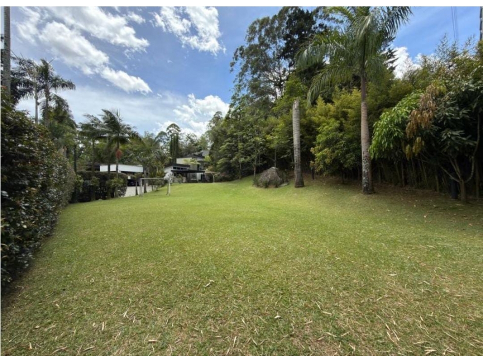 CASA CAMPESTRE EN VENTA EN ENVIGADO- SECTOR EL ESCOBERO PARTE BAJA — foto 2