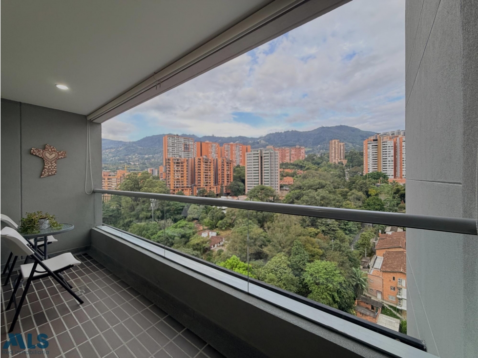 HERMOSO APARTAMENTO EN VENTA EN ENVIGADO LAS BRUJAS. — foto 2