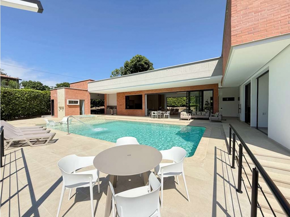 CASA DE LUJO EN SAN JERONIMO- DISPONIBLE PARA VENTA. — foto 3