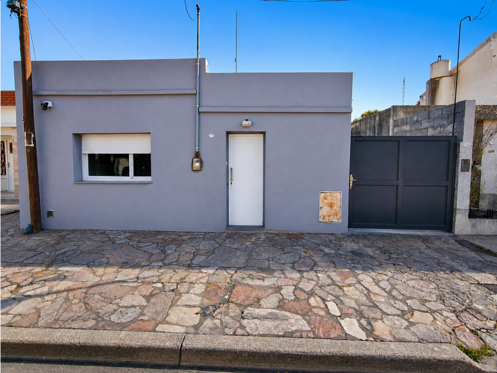 Casa en Venta Villa Floresta Aguilar 1537 - 1