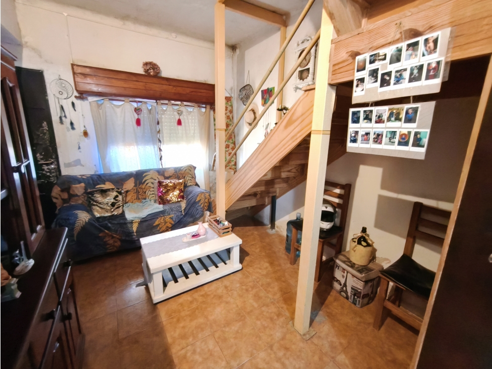 Casa con Depto interno Roque Sáenz Peña 1039 - 4