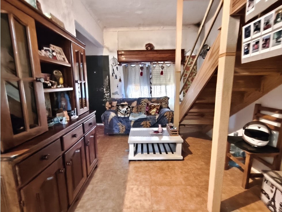 Casa con Depto interno Roque Sáenz Peña 1039 - 5