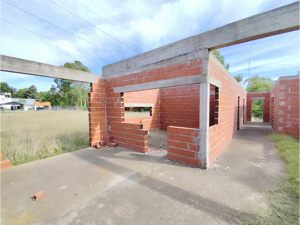 lote con construccion calle 191 y autopista fortabat zona quintas - 4